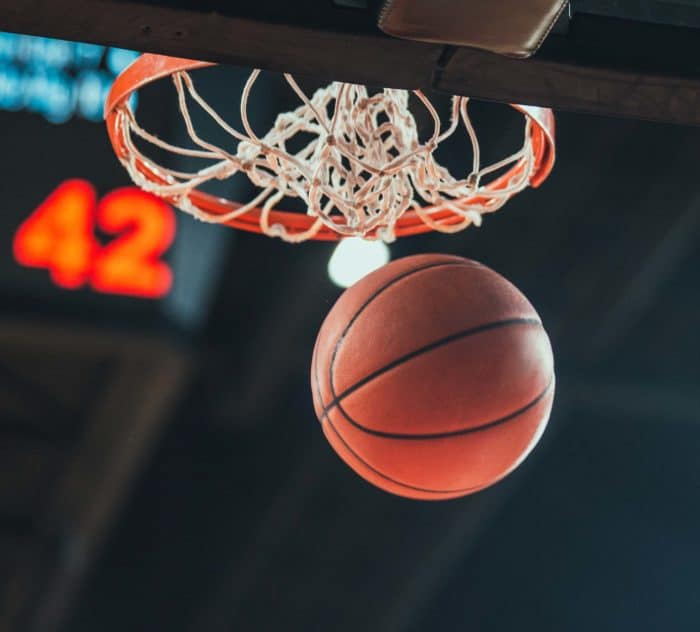 Basketball hoop, basketball scoring in the stadium